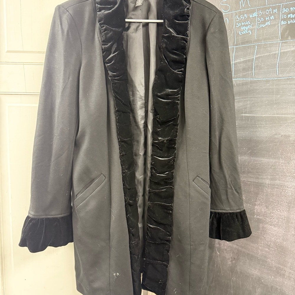 Elegant Black velvet trim Women's Pea Coat